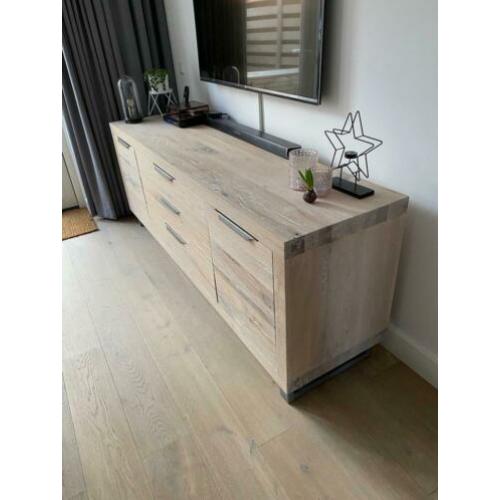 Dressoir massief eikenhout