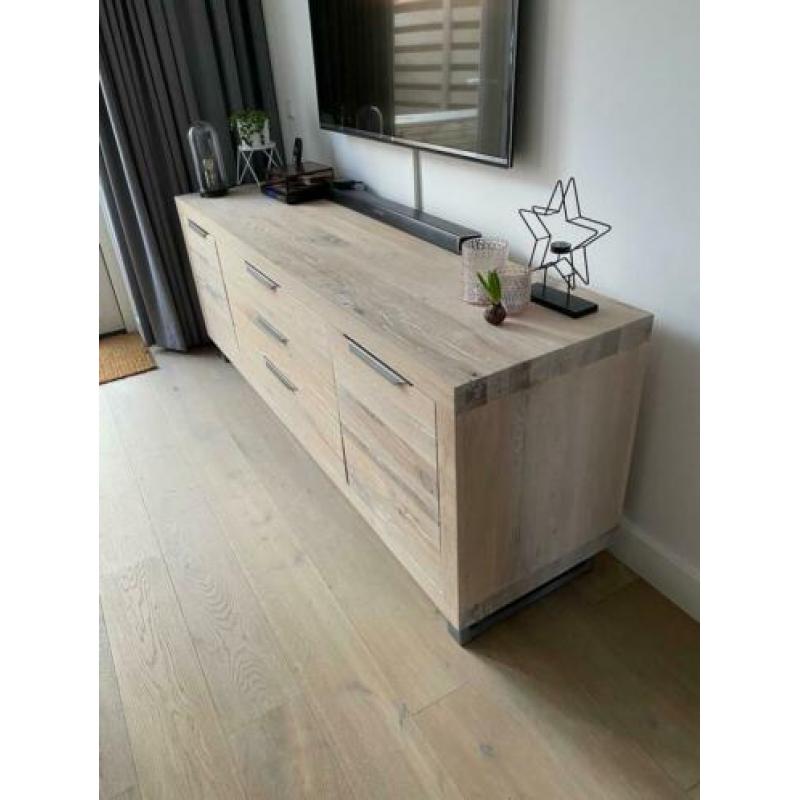 Dressoir massief eikenhout