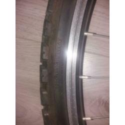 Wiel voor decathlon mountainbike 700x420