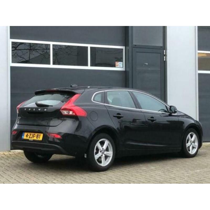 Volvo V40 1.6 D2 Momentum | BTW | Business Pack