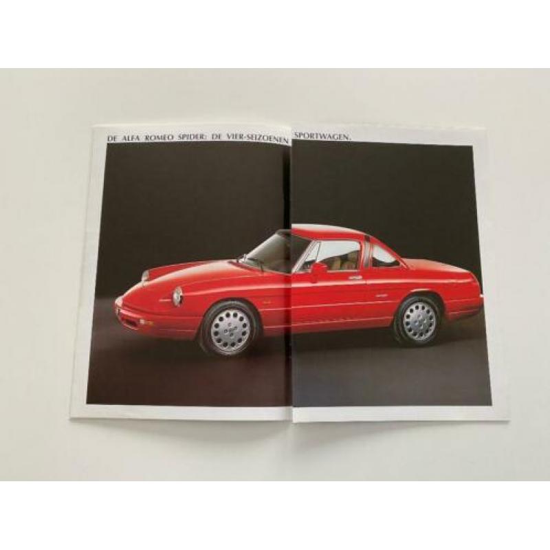 Alfa Romeo Spider 2.0 (Type 4) Brochure 1990