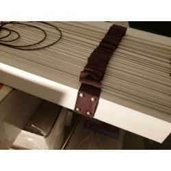 Witte houten jaloezie met bruine band 2.17 breed/1.78,5 hoog
