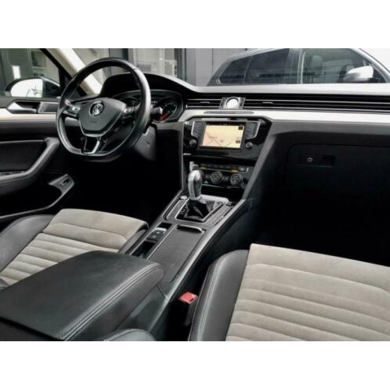 Volkswagen Passat Variant 1.6 TDI AUT7 HIGHLINE PANODAK LEDE