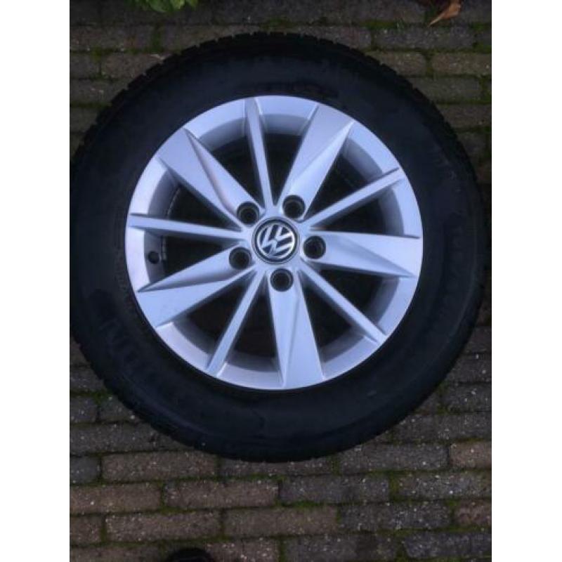 Complete set LM 15 inch originele VW velgen met banden