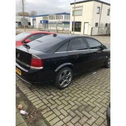 Opel Vectra 2.2 16V HB 2002 Zwart