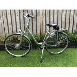 Uitstekende Gazelle Orange Excellent met 8 versn. 28 inch