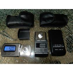 Naalddrukweger Naalddrukmeter 0-5g. ±1/100e g DIGITAAL