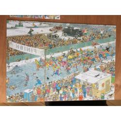Jan van Haasteren puzzel 2 in 1 met sjaal