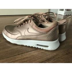 Nike Air Max Thea- Metallic Rose Gold