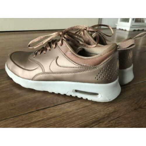 Nike Air Max Thea- Metallic Rose Gold