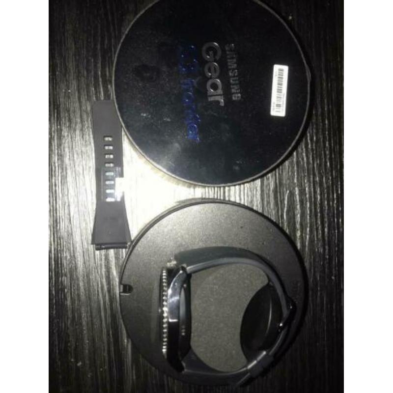 Samsung Galaxy S8 & Samsung Gear S3 Frontier