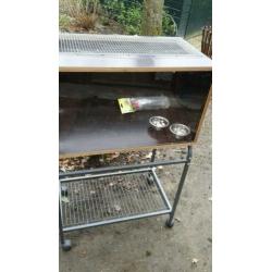 konijnen en hokken 75x45x45 met standaard 118