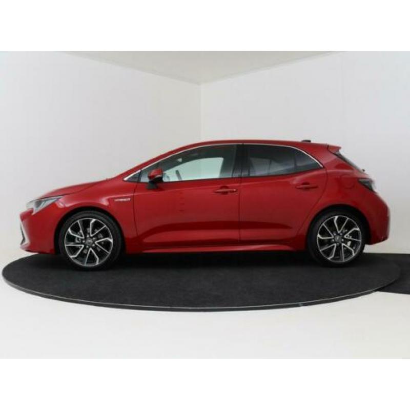 Toyota Corolla 1.8 Hybrid Executive | Schuif-kantel panorama