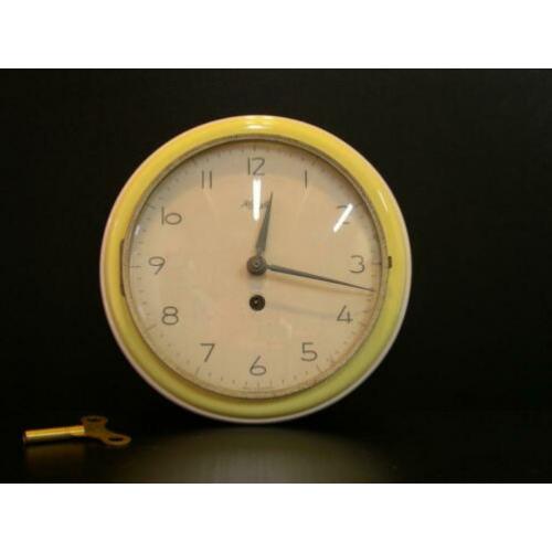 Keukenklok Jaren'50 Pastel Geel Vintage