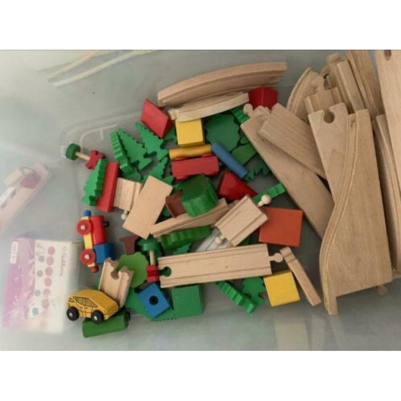 Houten treinbaan eichhorn en brio onderdelen accessoires