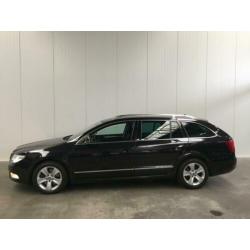 Skoda Superb Combi 1.6 TDI 140PK ARCTIC ACTIVE NAVI-LEDER-XE