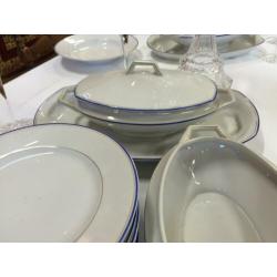 Brocante - echt Groot porseleinen eetservies!