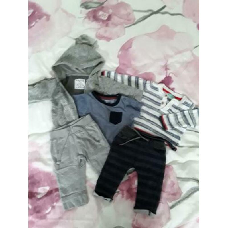 Mix match setje van Early days, Noppies en Hema, mt. 62