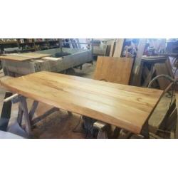 Massieve beukenhouten tafel met X poten