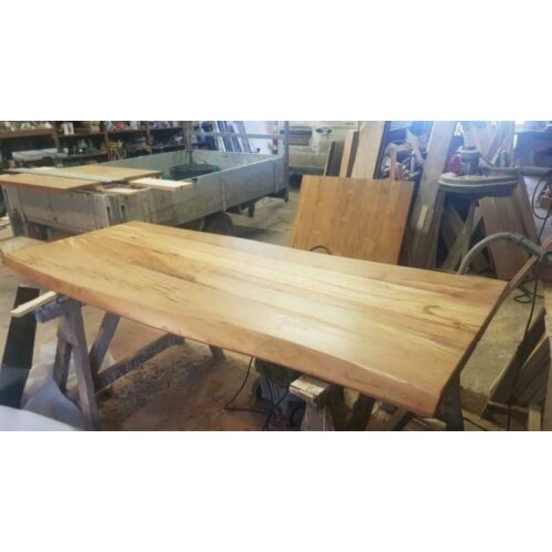 Massieve beukenhouten tafel met X poten