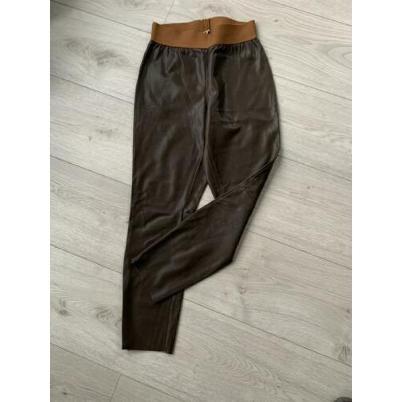 Vaux broek Vanilia. Mt 40