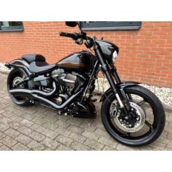 Harley-Davidson FXSE BREAKOUT CVO PROSTREET (bj 2017)