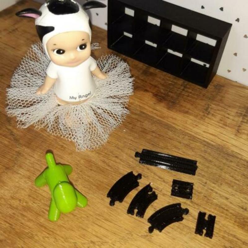 Mini magis puppy voor het poppenhuis