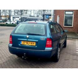 Skoda Octavia 1.9 TDI Combi 81KW 2003 Blauw (Turquois)