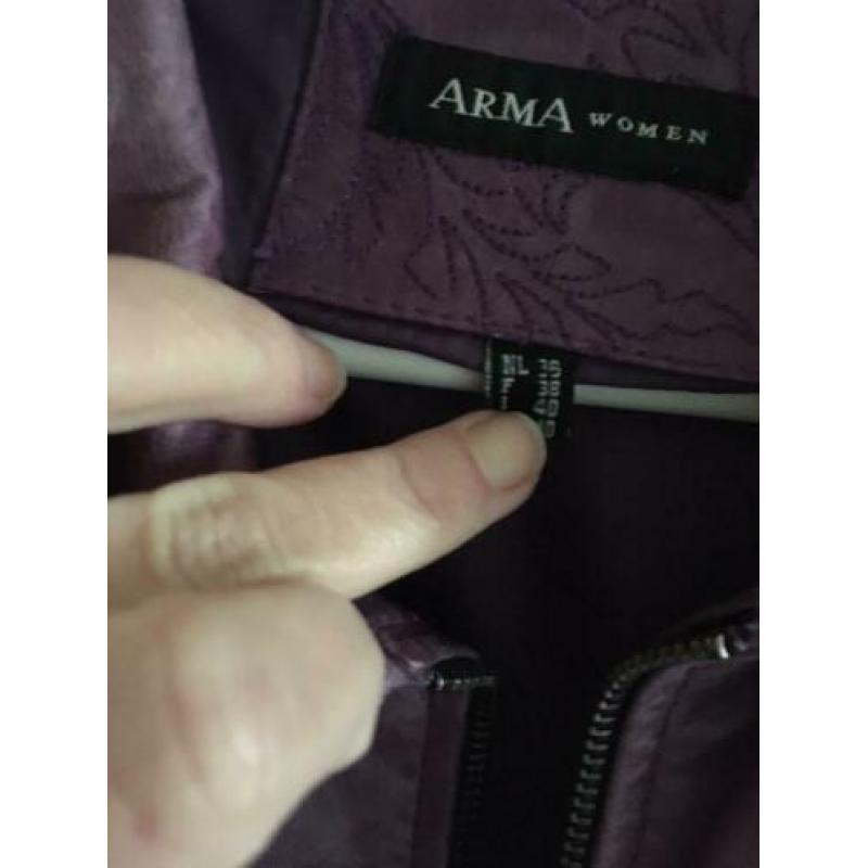Mooie leren lila biker jas van Arma, maat 36