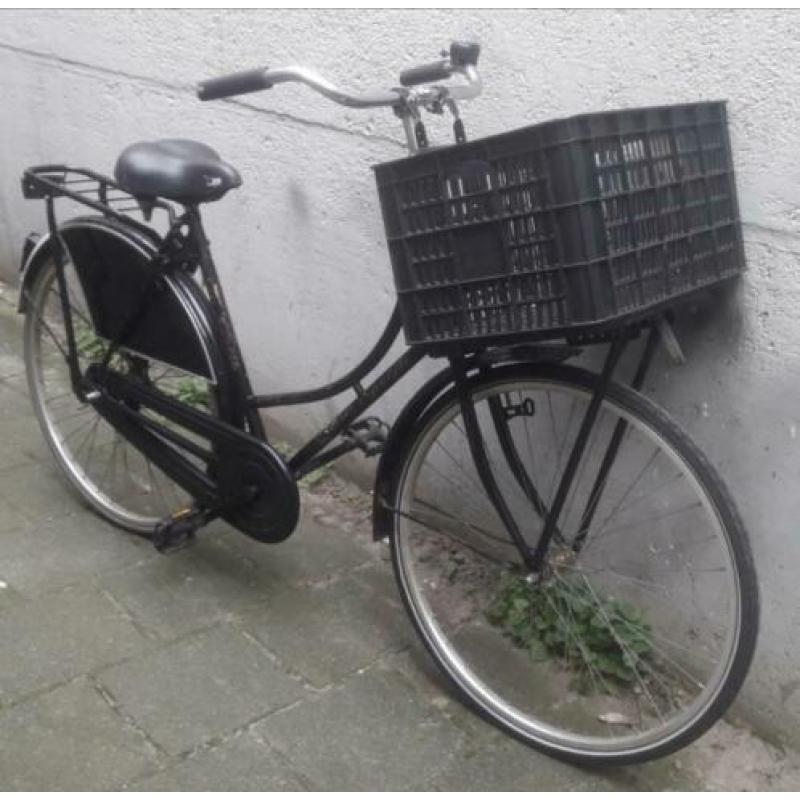 Mooi meisjes fiets 28 inch met slot en krat!