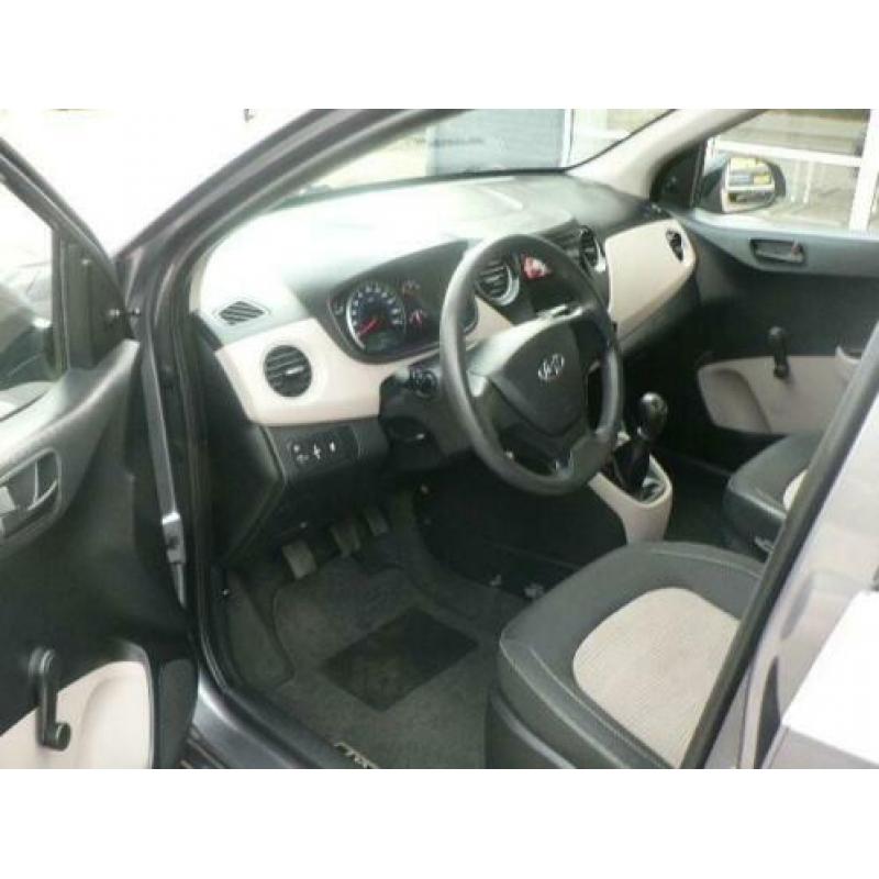 Hyundai i10 1.0i i-Drive