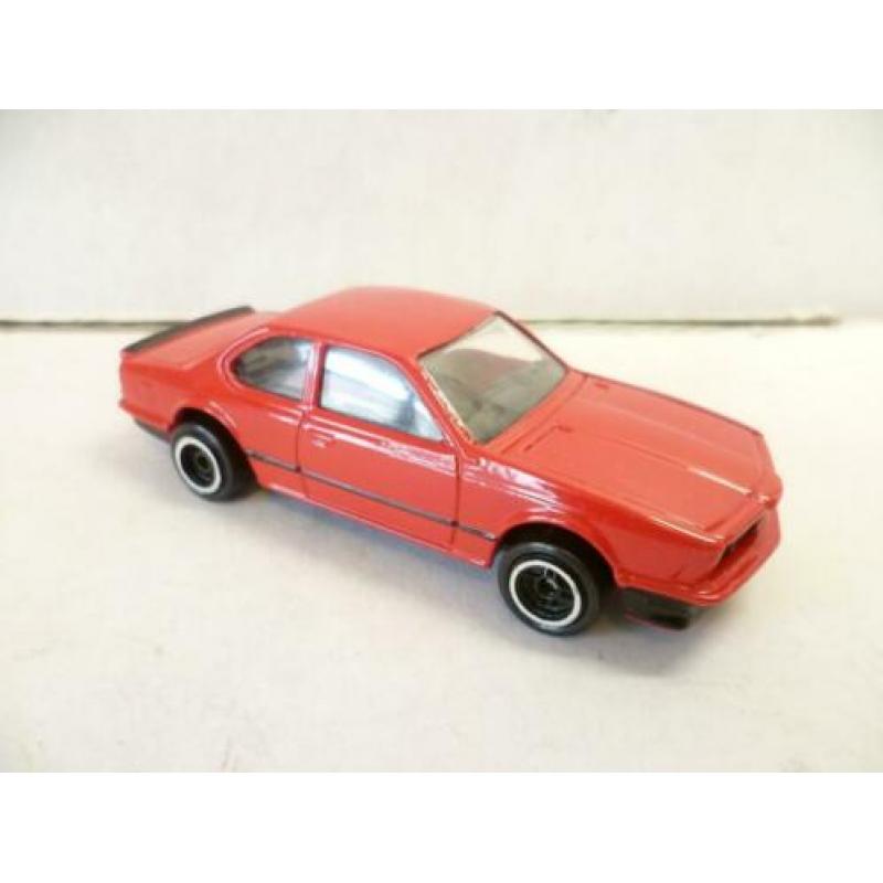 Corgi 1990 BMW 635 rood nieuw in doos 1:36 modelauto