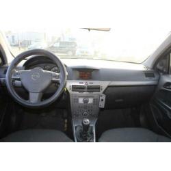 Opel Astra Wagon 1.9 CDTi Essentia Euro 4 koppeling defect,