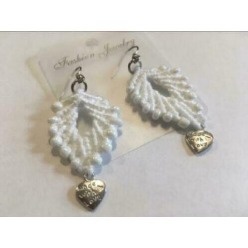 Oorbellen blad hart bruid huwelijk wit geknoopt macrame