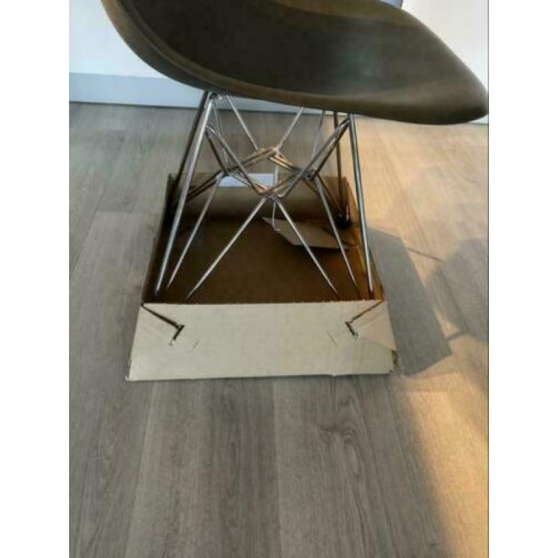 Vitra eames DSR basalt nieuw ongebruikt nieuwe hoogte 2018