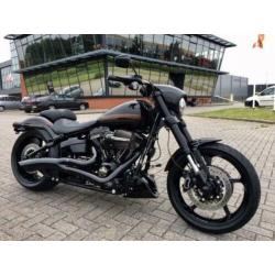 Harley-Davidson FXSE BREAKOUT CVO PROSTREET (bj 2017)