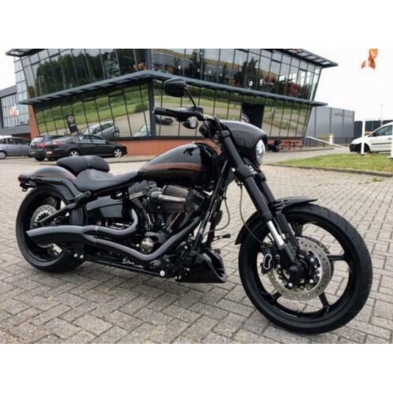 Harley-Davidson FXSE BREAKOUT CVO PROSTREET (bj 2017)