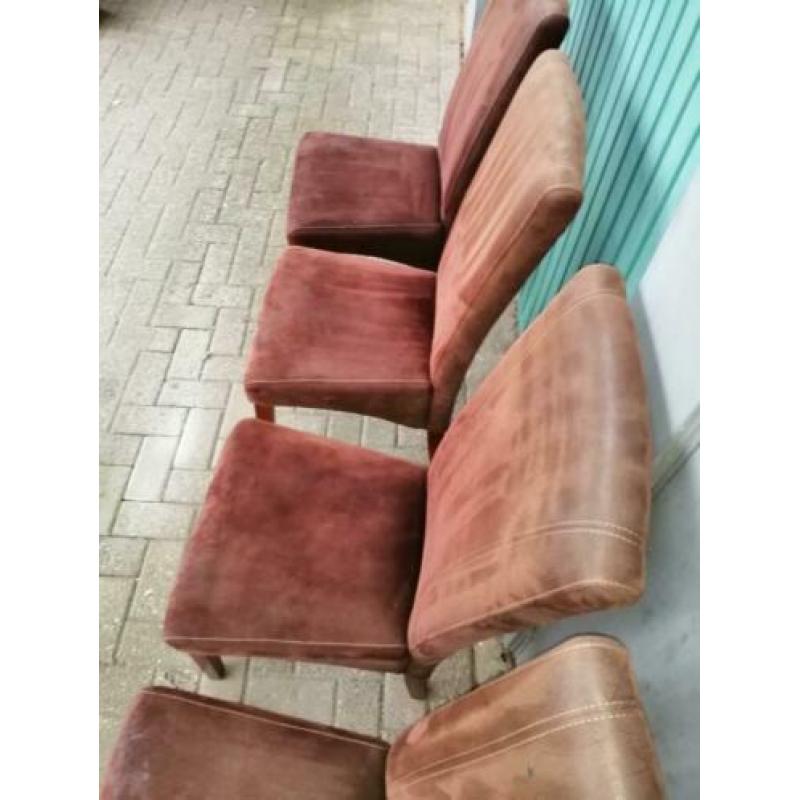 Mooie suède bruinleder eetkamer stoelen