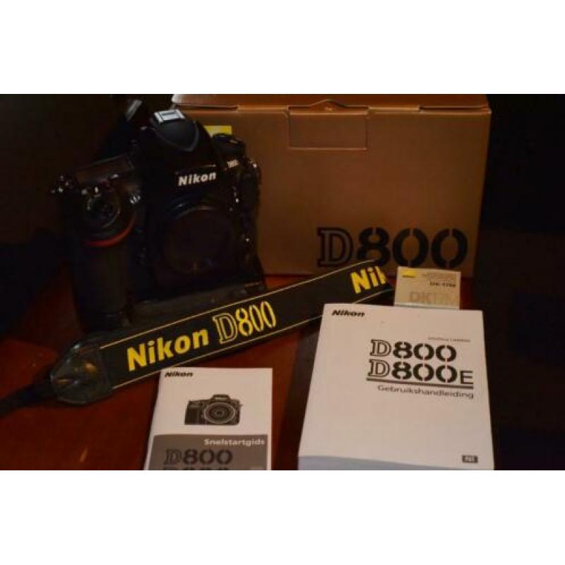 Nikon D800, grip, lens, microfoon, ledlicht..33021 clicks.