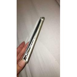 Iphone 6 gold (defect) hij doet het niet