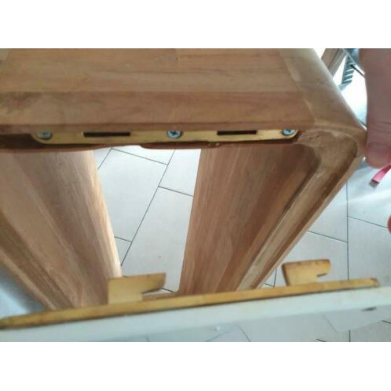 Houten wandmeubel 130bx25hx30d van woonwinkel kabinet