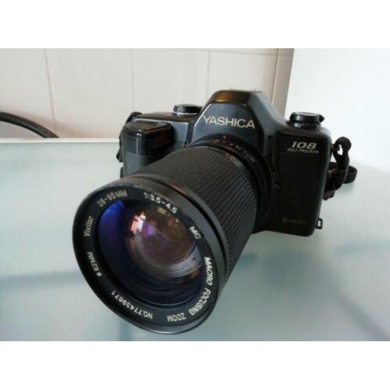 Yashica 108 inclusief 4 lensen