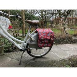 Basil fietstas - bloemenmotief, meidenfiets