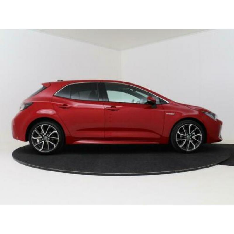 Toyota Corolla 1.8 Hybrid Executive | Schuif-kantel panorama