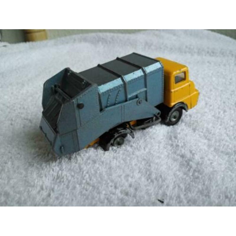 Budgie vuilniswagen
