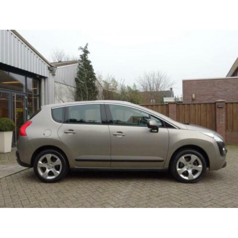 Peugeot 3008 1.6 THP Première 150 Pk 5 deurs Airco Panoramad