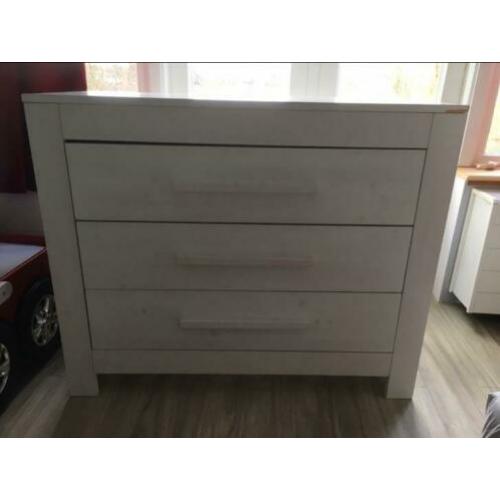 Bopita commode