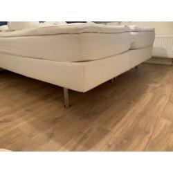 Twee persoons boxspring 180*220