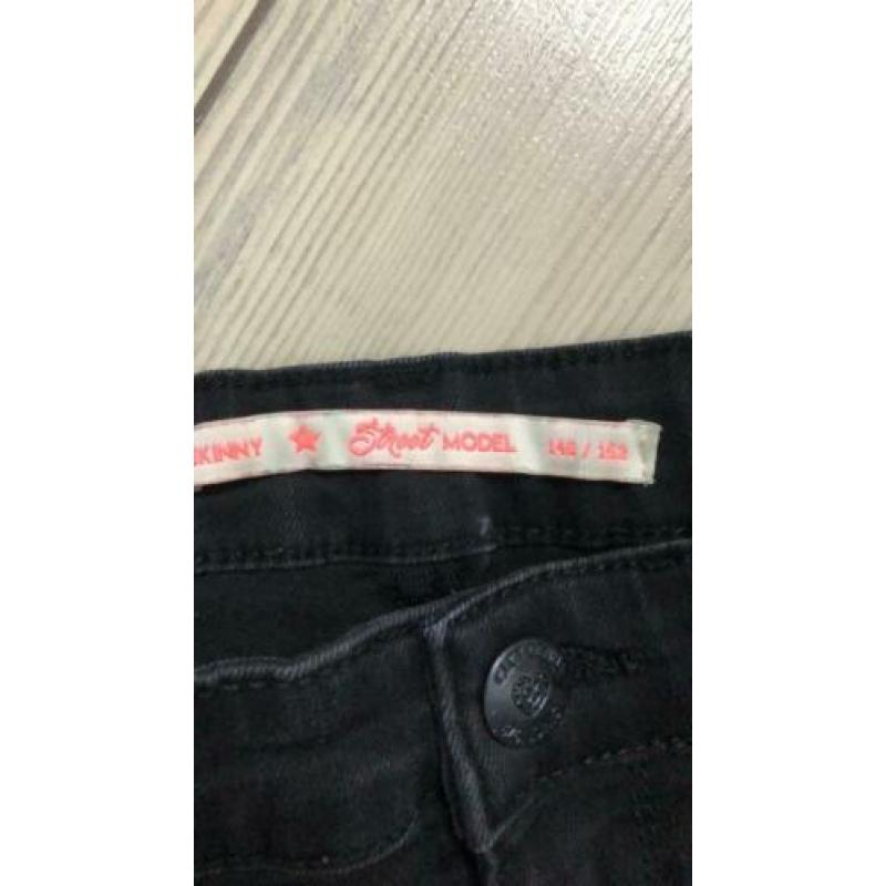 Jeans zwart maat 146/152