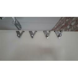 Te koop 4 zgan deur kleding haken / kapstok